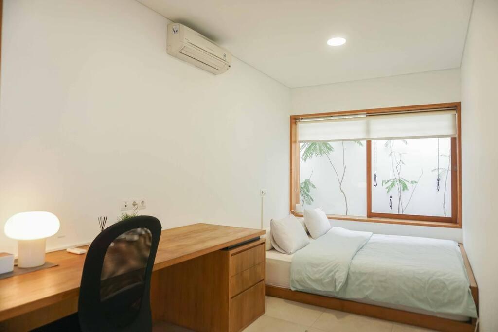 Pingu House Villa